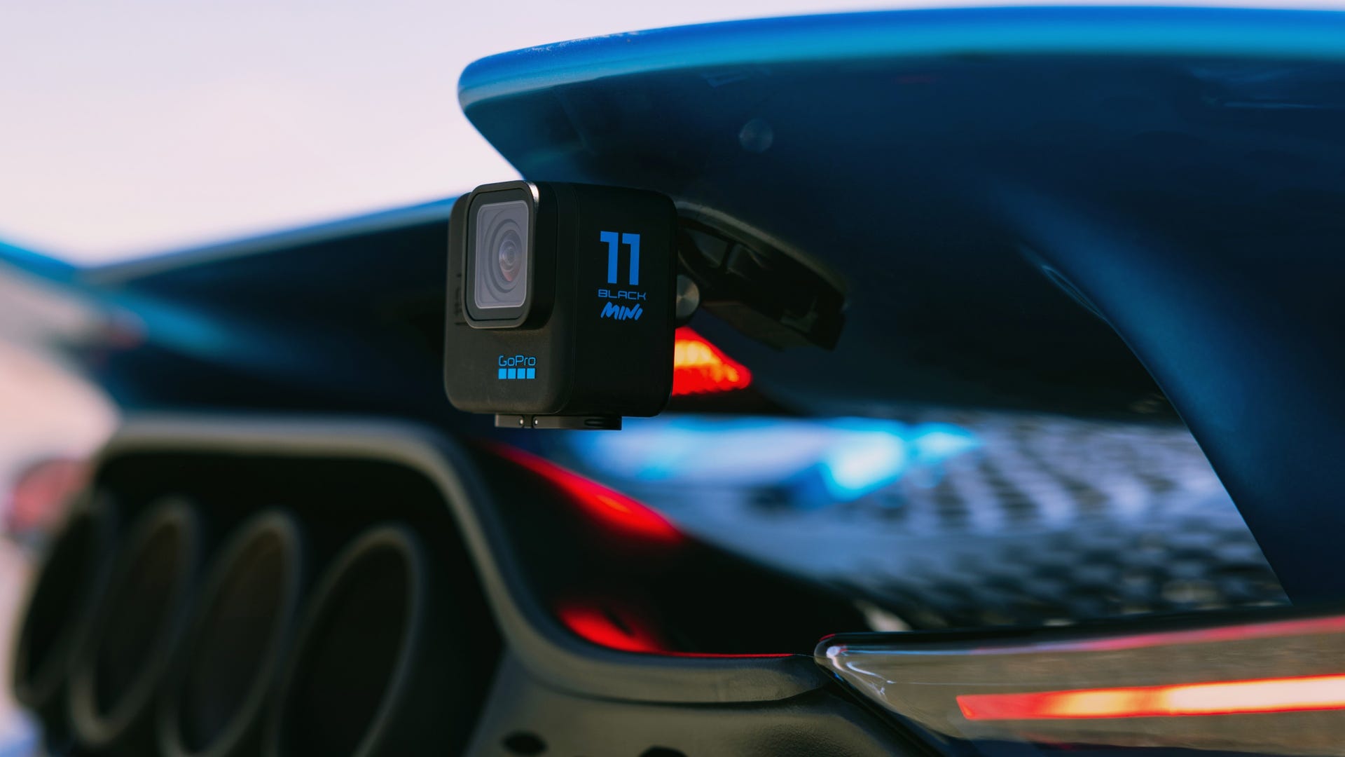 Tight Bond on Flat Surface